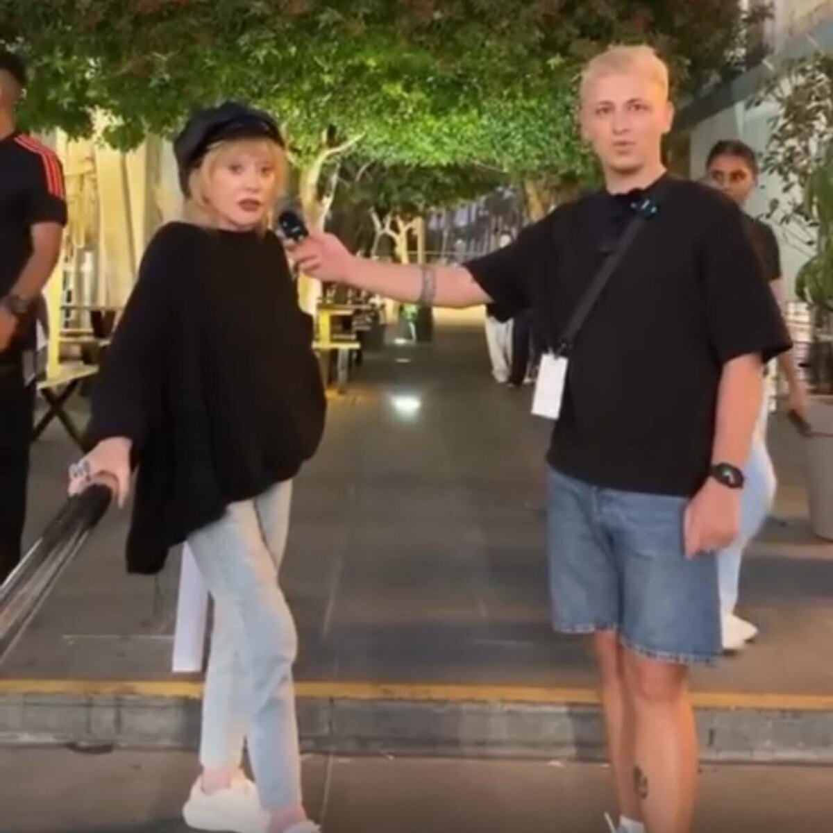    Алла Пугачева. соцсети