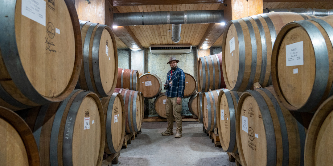 Всё вино сейчас делают из виноматериалов. Так ли это? (спойлер - да)