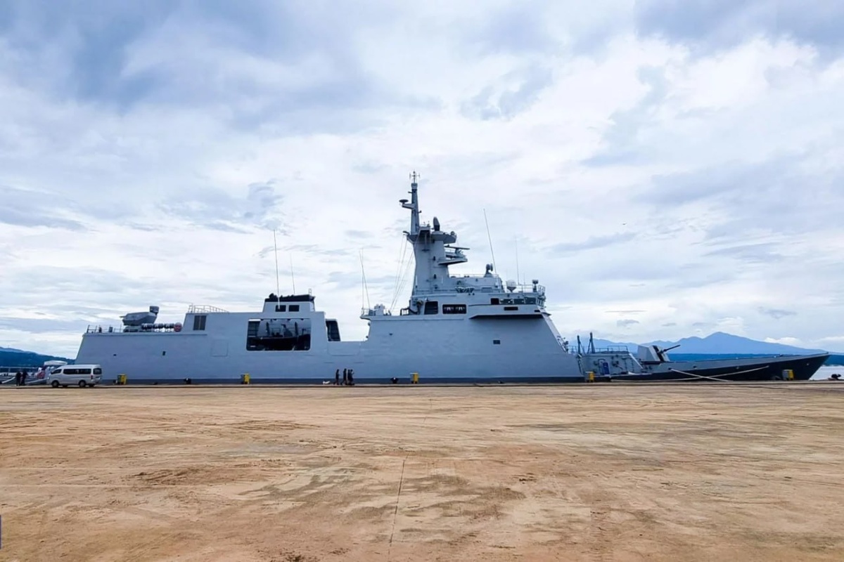 ВМС Филиппин приняли на вооружение второй фрегат типа «Мигель Малвар» построенный в южной Корее. Фото: HD Hyundai Heavy Industries