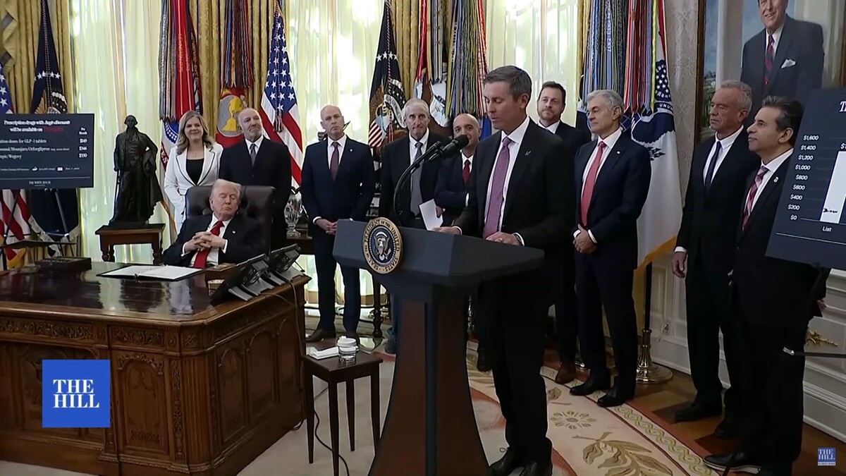    Кадр видео канала The Hill/www.youtube.com/watch?v=mRdwW9qfdyY