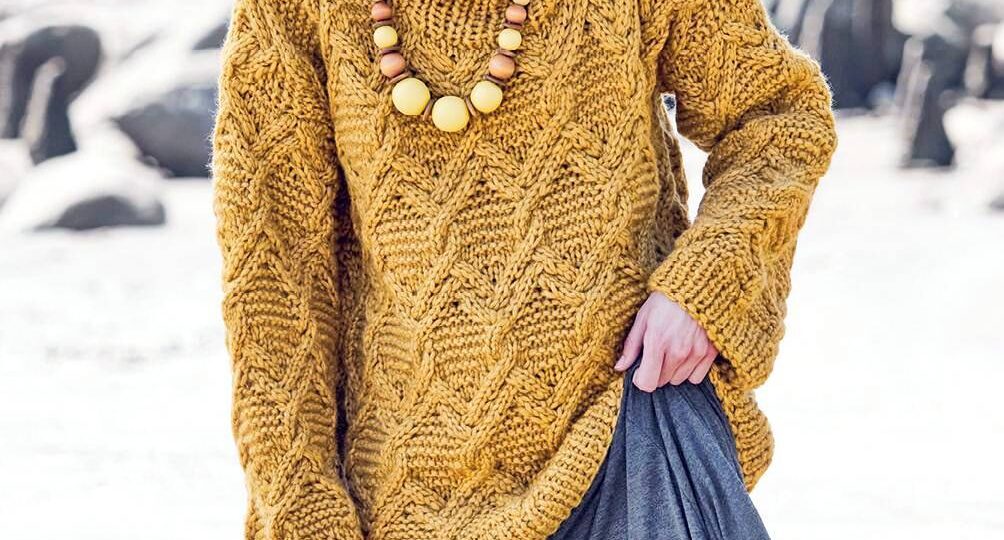 Зима на носу! Вяжем красивые и тёплые женские свитеры спицами