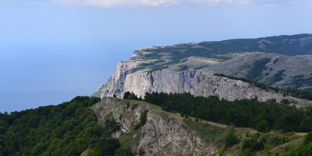 Высота горы Ай-Петри 1234 метра. Так ли это? И как так получилось, что эта гора однажды была подарена на День рождения.