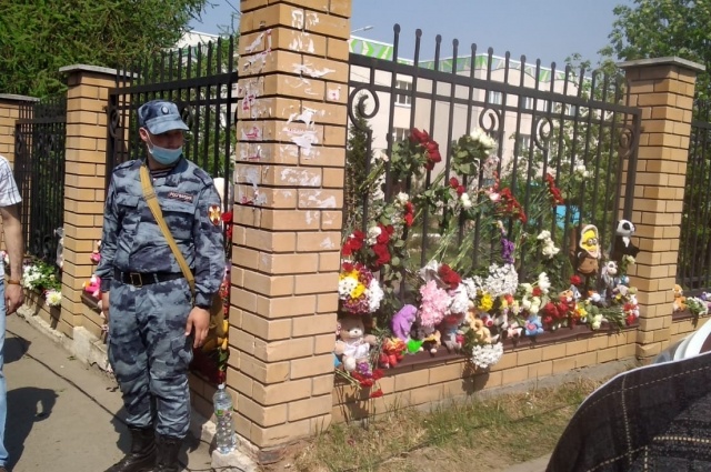    Галявиев ворвался в свою школу и расстрелял учеников. Фото: АиФ/ Венера Вольская