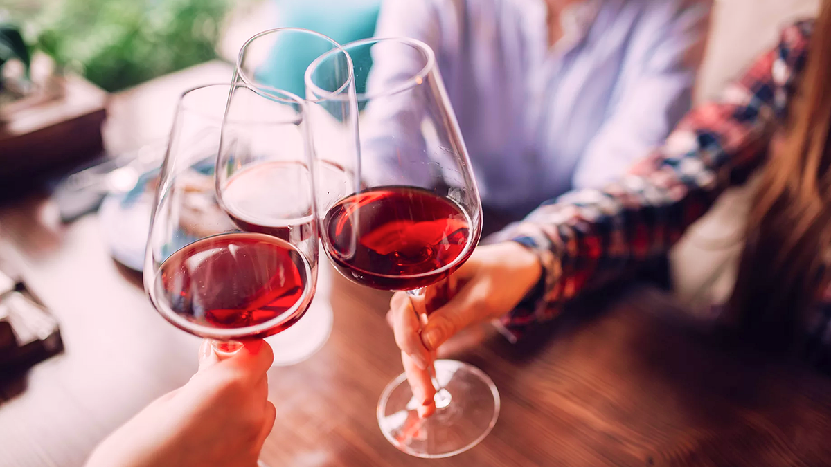 Употребленение алкоголя может привести к лактатацидозу людям старше 50