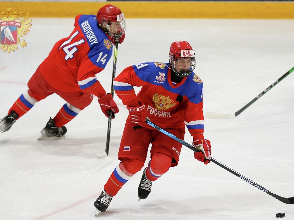    Юниорская сборная России по хоккею© Фото : DMITRY RUKHLETSKIY