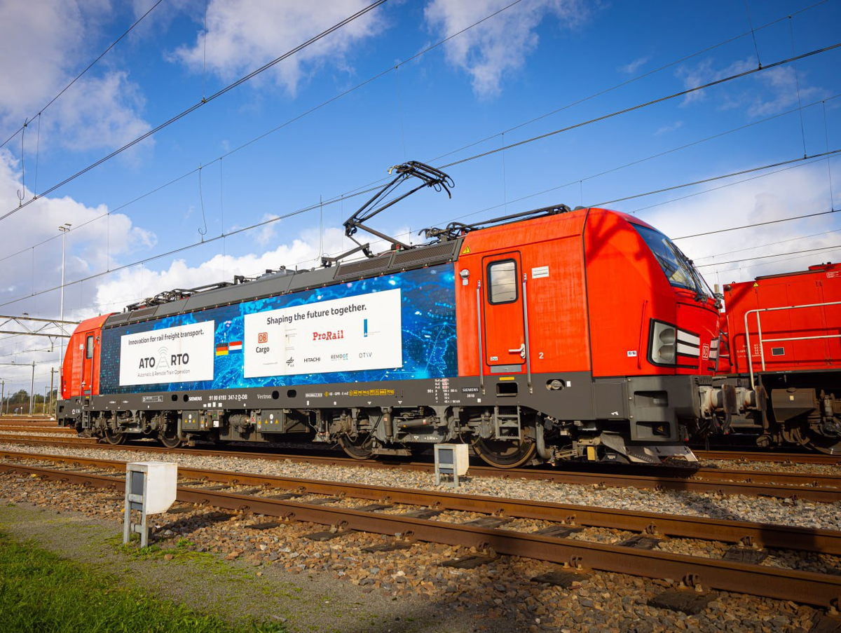 Магистральный электровоз Vectron с функцией беспилота в Нидерландах. Источник: ProRail