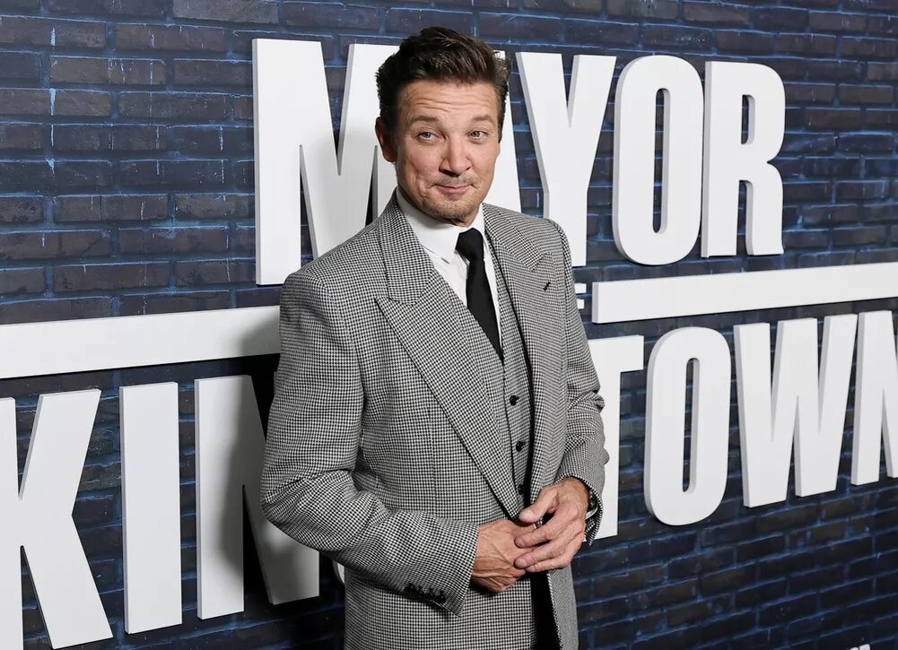 Джереми Реннер