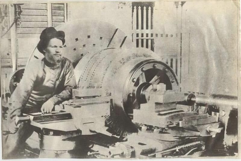 Михаил Калинин в молодости, 1910-е.