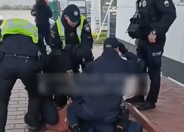     / Источник: Кадр из видео