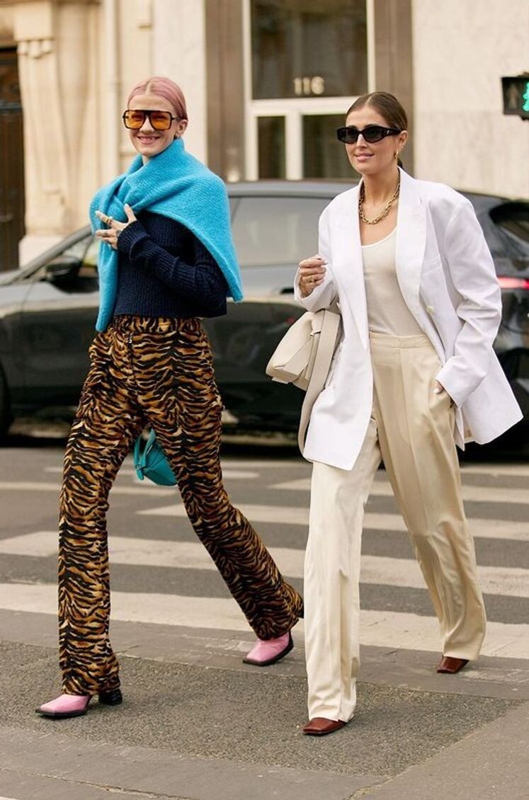 Леопардовый окрас, который был главенствующим «хищным» принтом в прошлом году, уступает место тигровому.