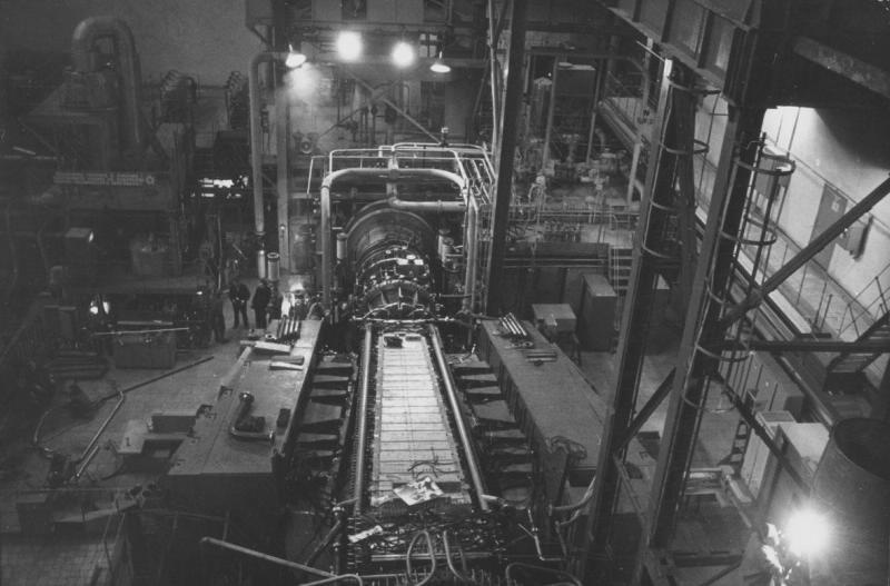 МГД-генератор. Институт физики высоких энергий в Протвино. 1970г.