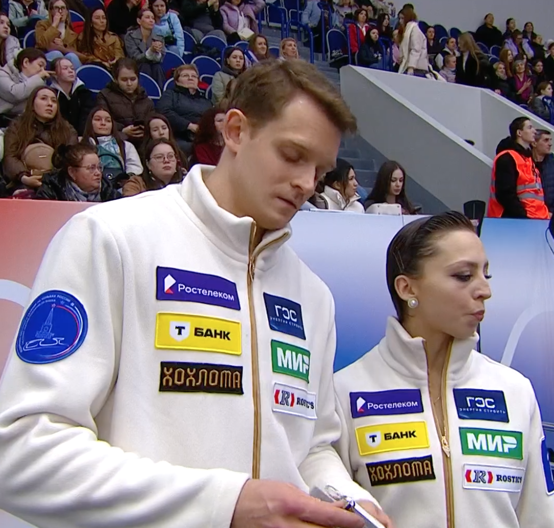 Нельзя сказать, что Александра и Дмитрий радовались своей победе 