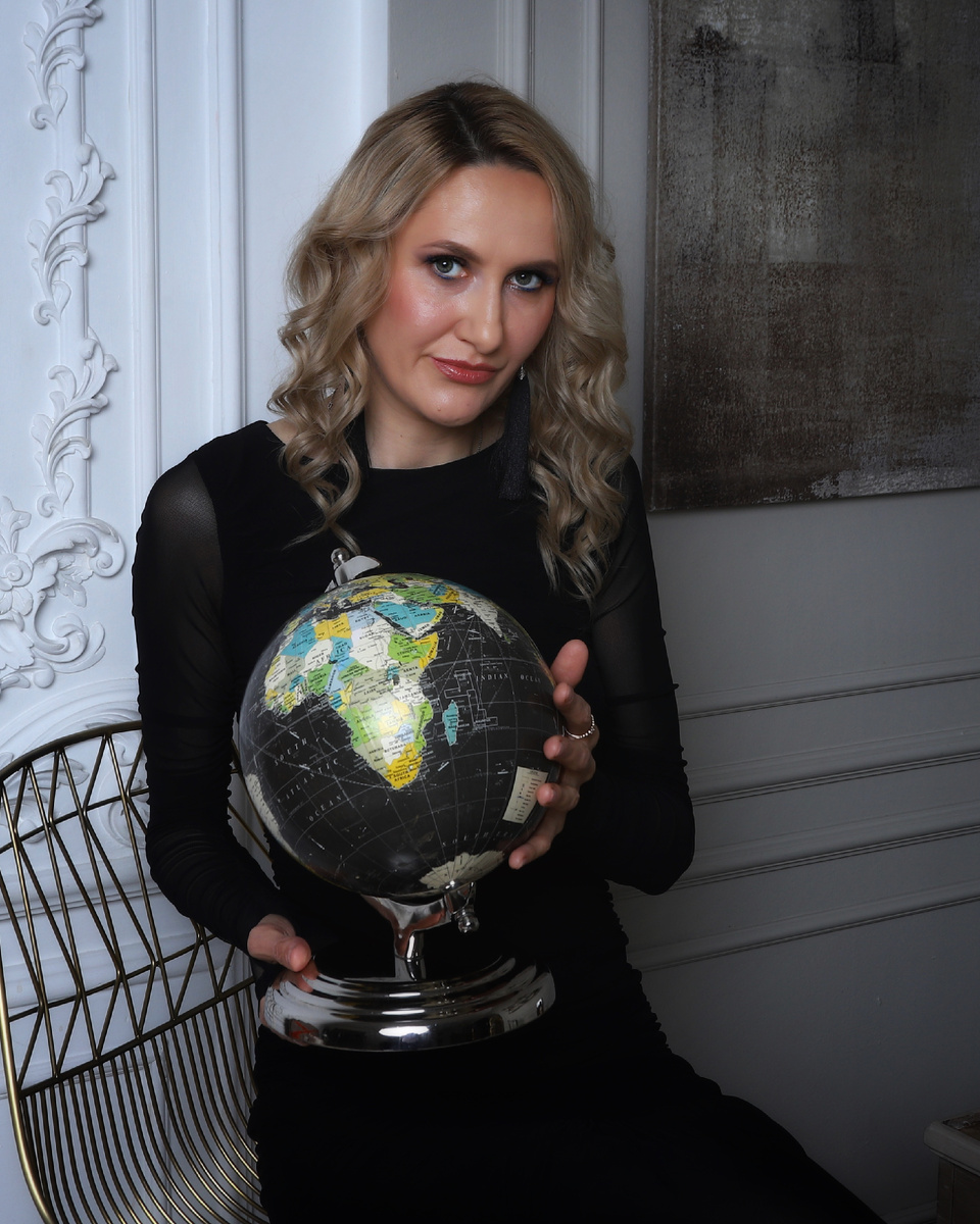 Астролог Евгения Шайн