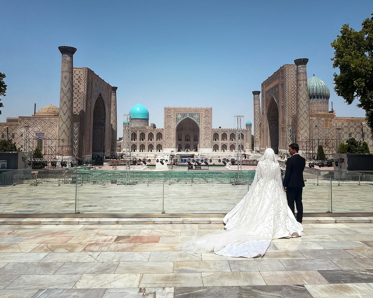 Свадьба в Узбекистане — событие, которое привыкли отмечать с размахом. Фото: Francesca Noemi Marconi / Unsplash
