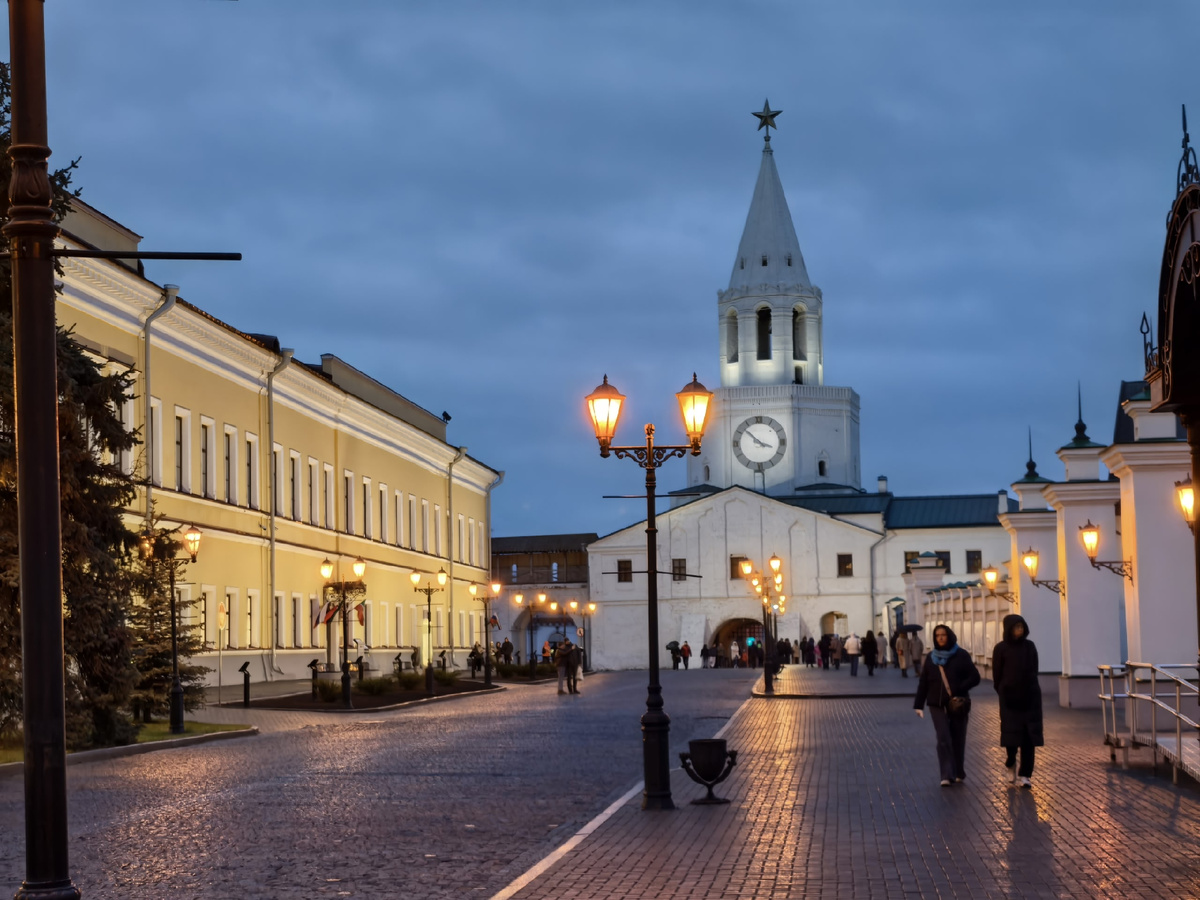 Спасская башня Казанского Кремля. Фото ввтора