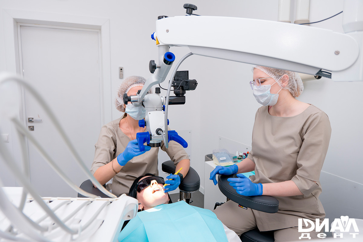 стоматолог-эндодонтист Ушакова В.Л.