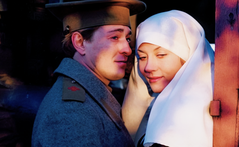 на фото Кристина Смирнова и Сергей Безруков в сериале "Есенин"