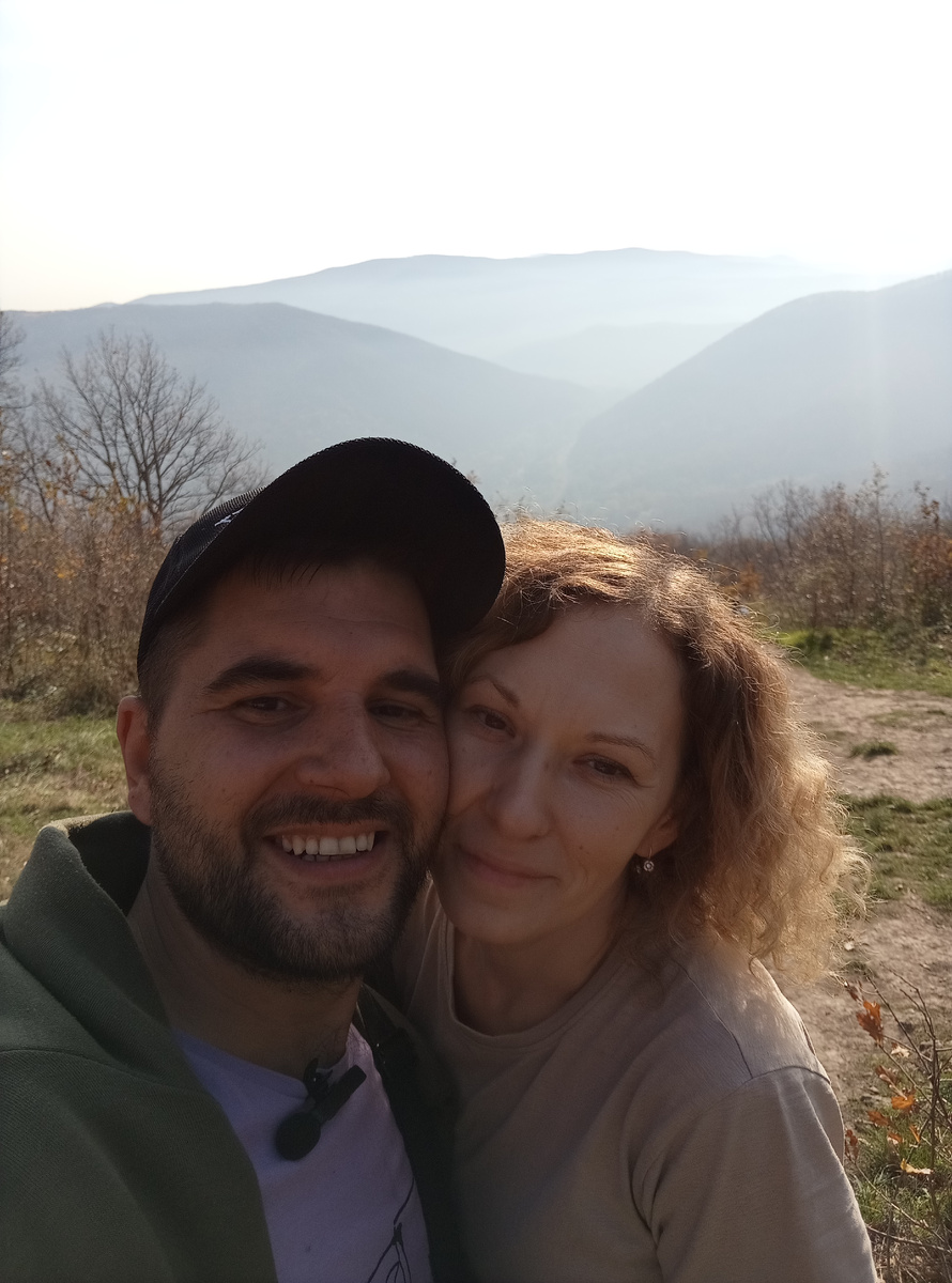 44.602935, 39.104107.  
