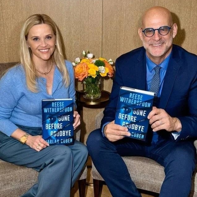 Риз Уизерспун и Харлан Кобен с новой книгой