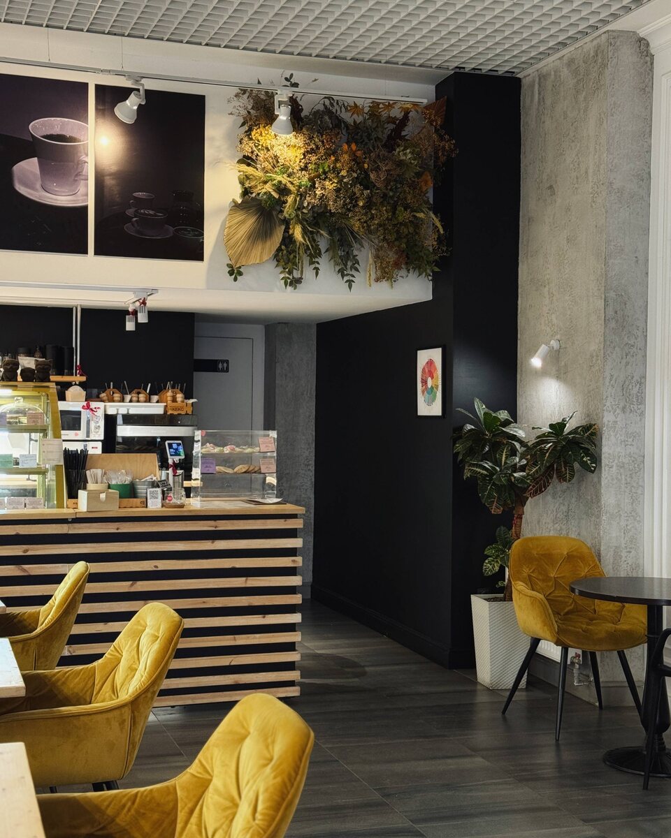 Атмосфера внутри приятная, спокойная