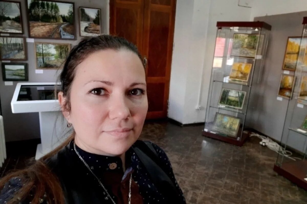    Художница Елена Чашникова