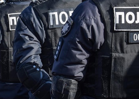    В Житомирской области военные с применением газа и оружия захватили госпредприятие