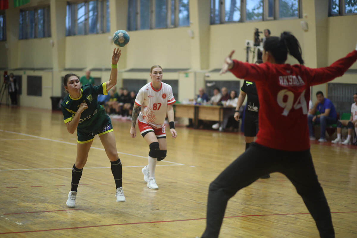    У Дианы Казихановой сегодня - 6 голов