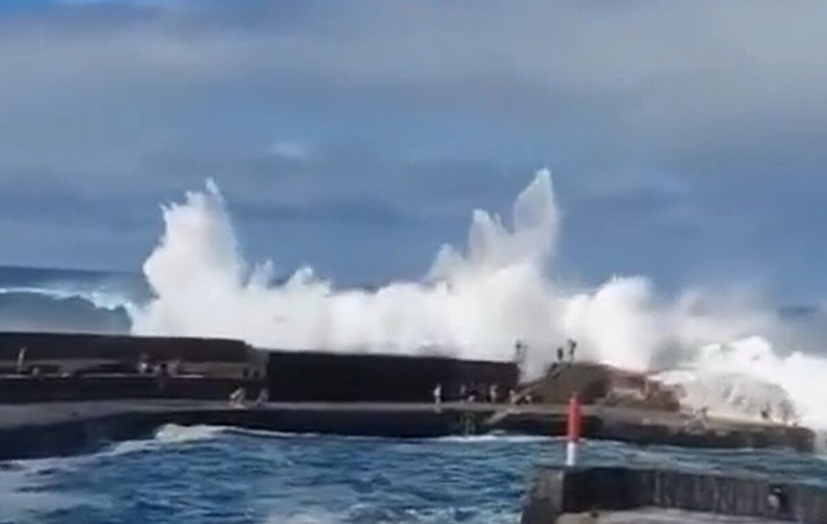     / Источник: Кадр из видео