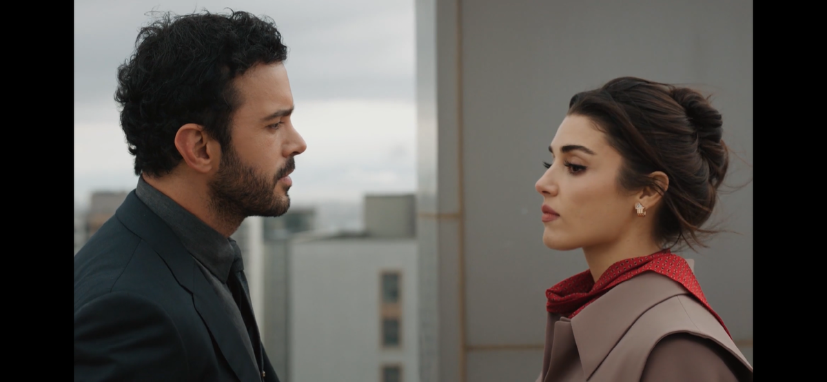 Стоп кадр из сериала «Любовь и слёзы»