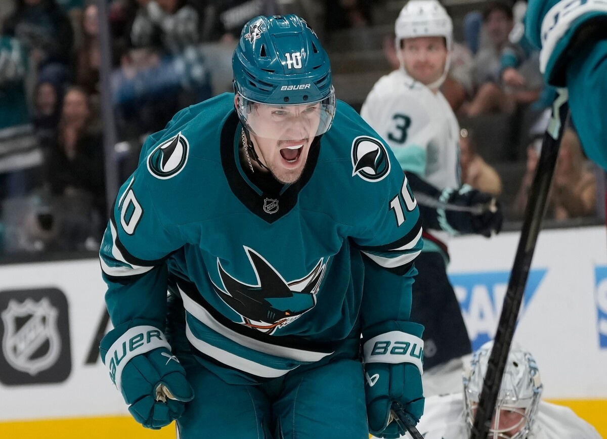     ProHockeyRumors о переходе Костина в «Авангард»: возвращается туда, где уже добивался больших успехов