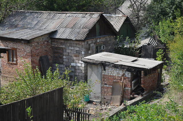 ПОЧЕМУ "КРАСНЫЙ ПАХАРЬ"? ЗАГАДКА ПОСЕЛКА ДОНЕЦКА