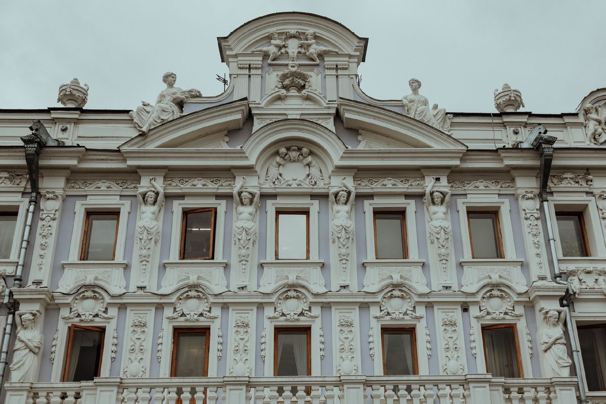 Фасад усадьбы Рукавишниковых