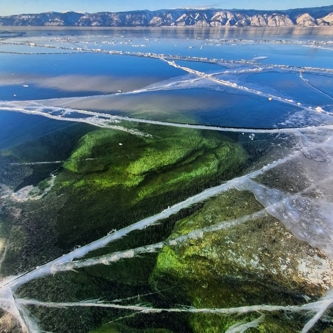 Прозрачный лёд Бакала