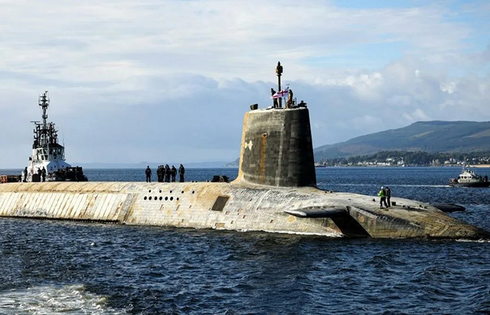 Подводная лодка «Вэнгард»