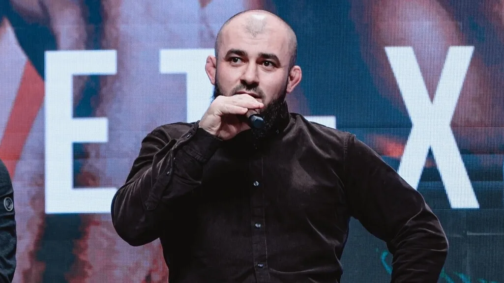     Асланбек Бадаев