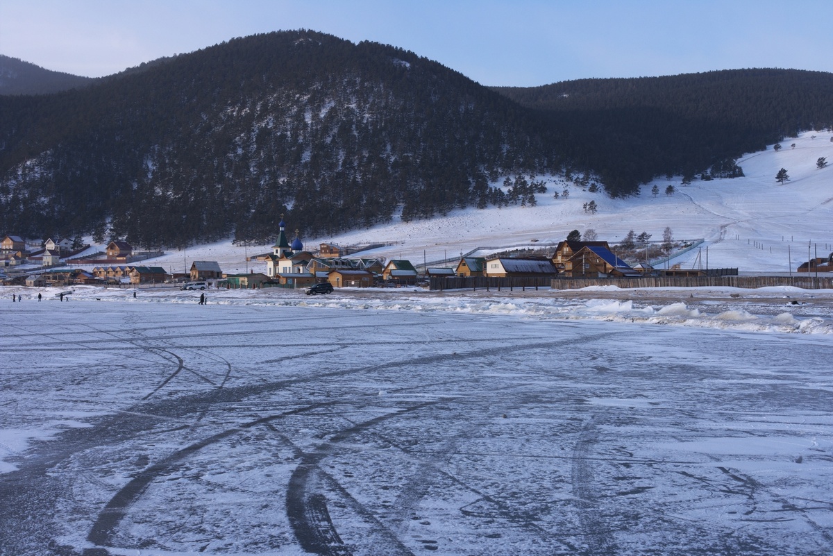Большое Голоустное на озере Байкал