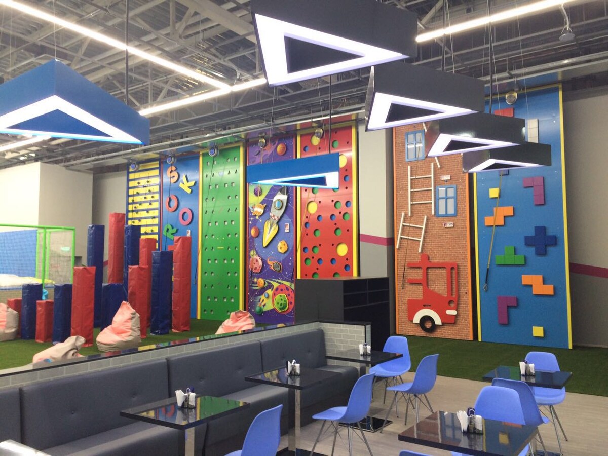 Окрашено резиновой краской SuperDecor 