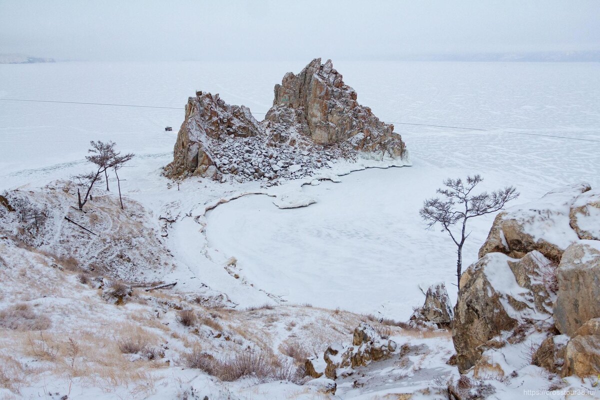 Скалы острова Ольхон