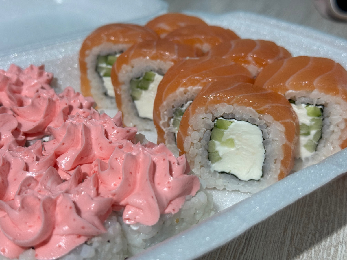 Филадельфия и лава со свежим луком 