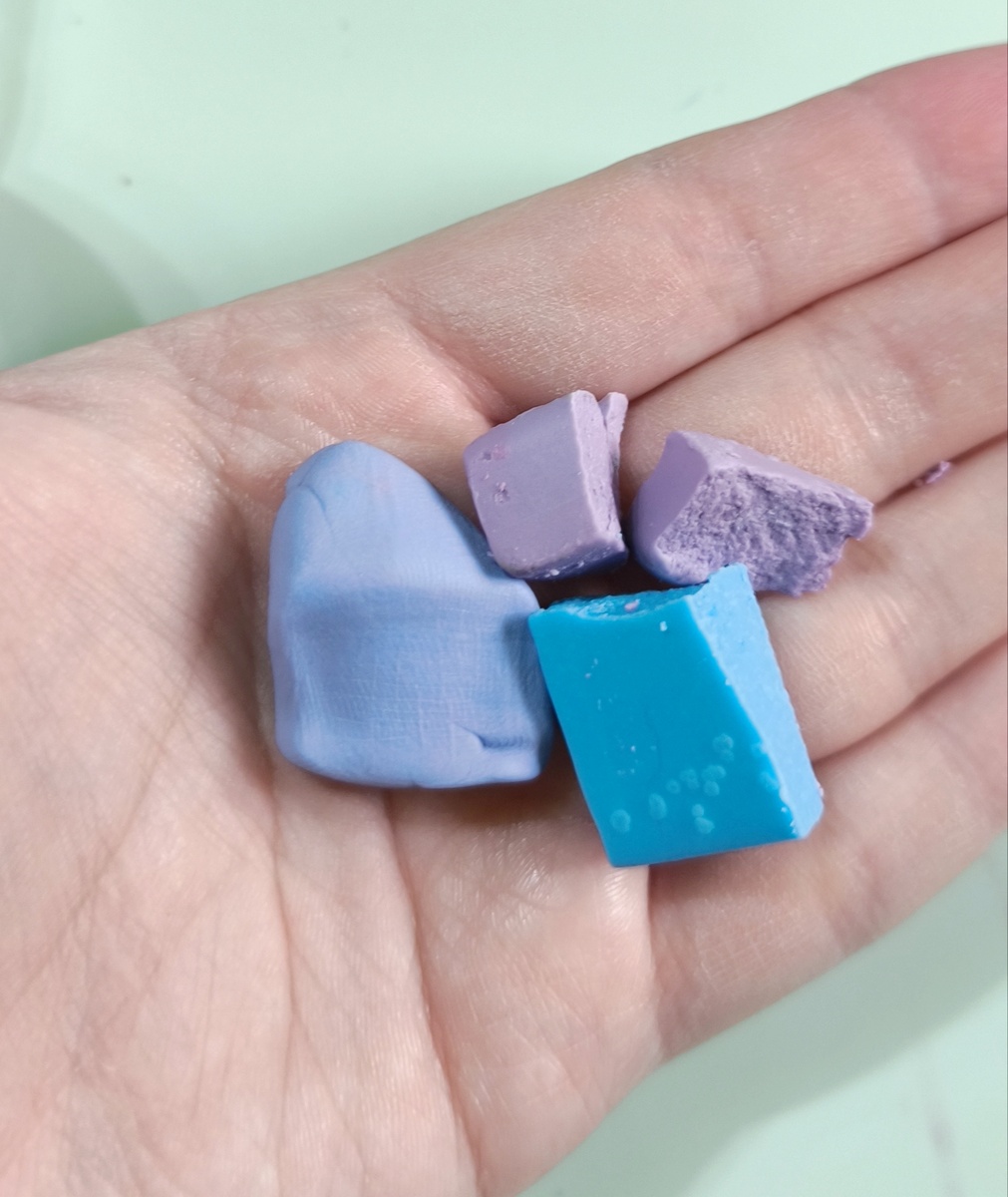 Кусочки полимерной глины после большого проекта 