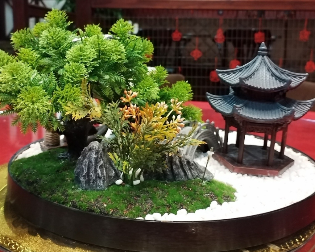 Ходили недавно всё вместе в Китайский ресторан, отлично провели время с девочками... 