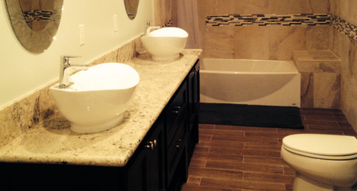 Сейчас без золотого унитаза жильё уже не считается пафосным / Фото: pxhere.com