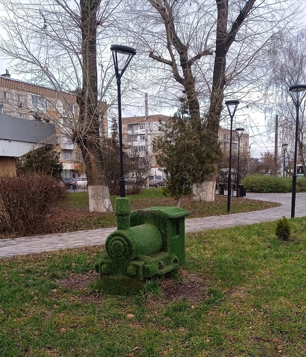 Дзержинск, Привокзальная площадь. Фото автора