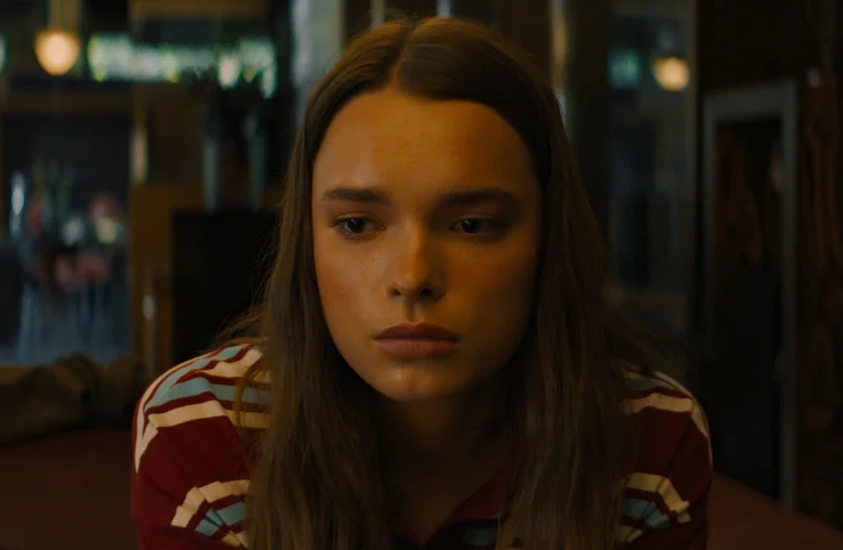 Листайте кадры.