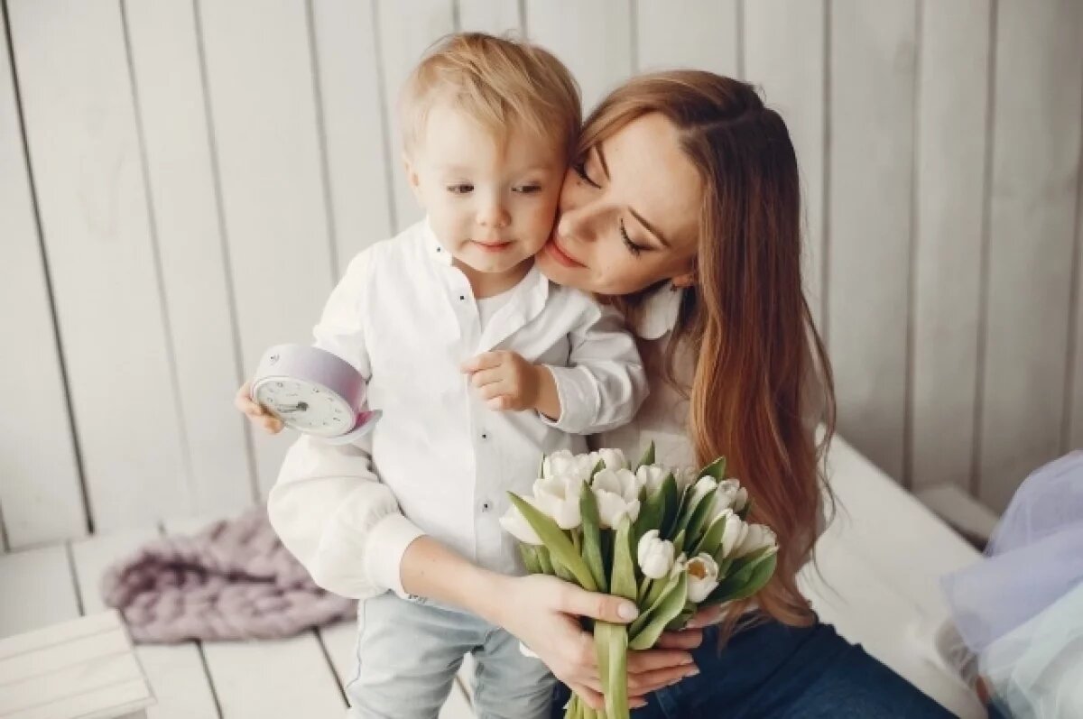    День матери отмечают 30 ноября.