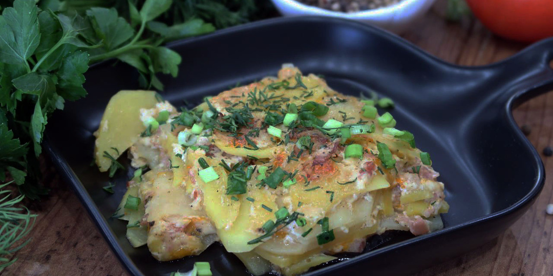 Картофельный гратен с беконом