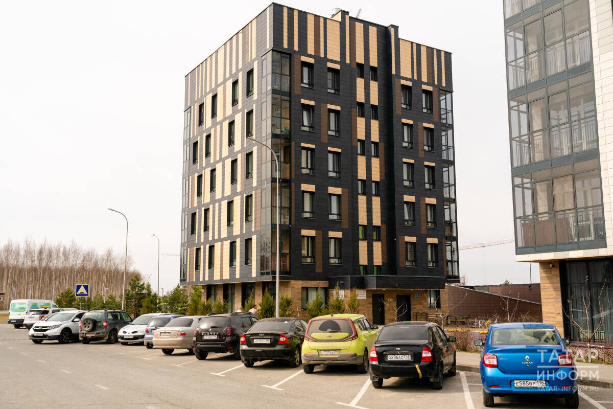 В некоторых новостройках купить машино-место могут только те, кто приобрел в них квартируФото: © «Татар-информ»