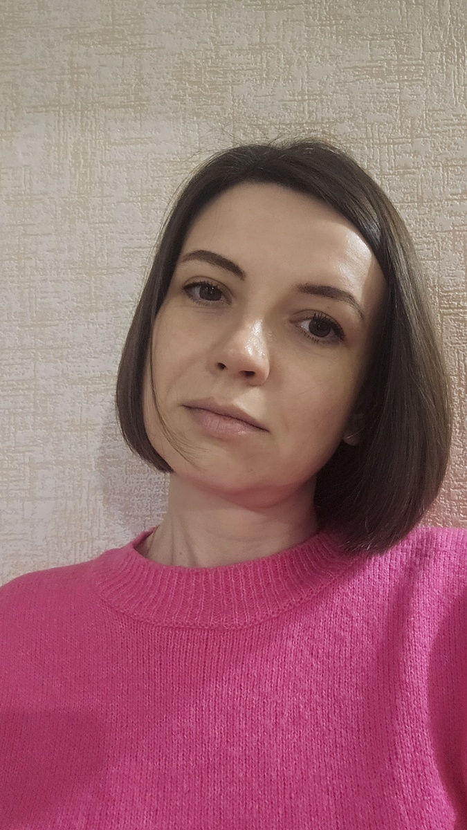 Автор канала со стрижкой