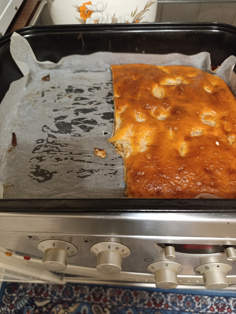 Половина съедена ещё вчера..Остальное назавтра.