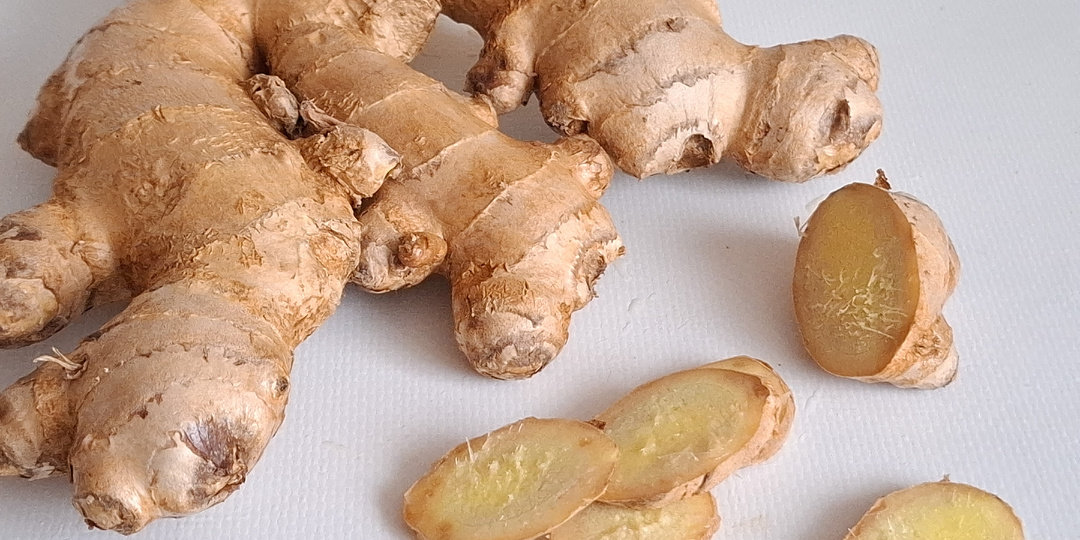 ИМБИРЬ - корень подобный оленьим рогам.